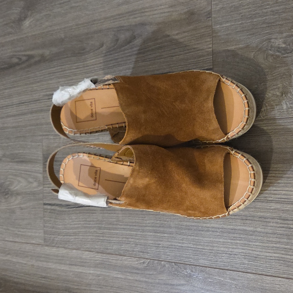 Dolce Vita Shan Espadrille Platform Wedge Sandal in Saddle Suede Size 10